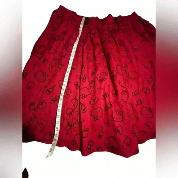 Hello Kitty‎ by Sanrio Red Milk and apple velvet emblem knee length skirt, Sz 24 - Picture 6 of 9